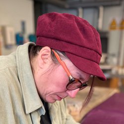 Mikala, Glasswork student