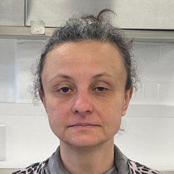 Nina, Mindlift student